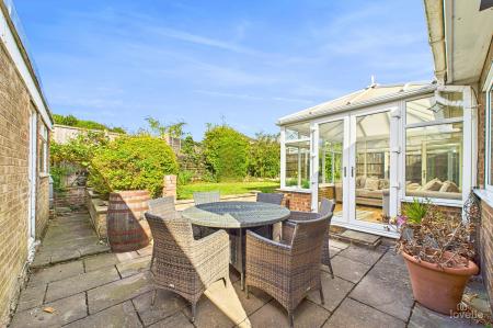 3 bedroom Detached bungalow for sale in Bradwell Close, Barton-Upon-Humber, DN18