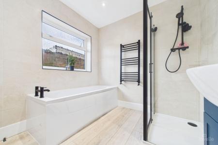 3 bedroom Detached bungalow for sale in Bradwell Close, Barton-Upon-Humber, DN18