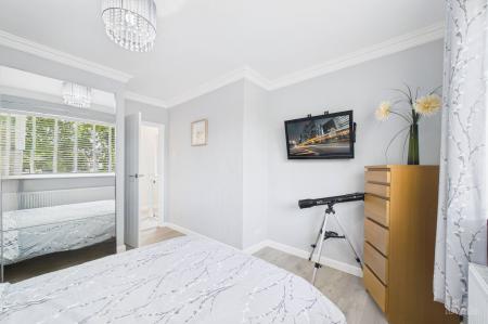 4 bedroom Detached house for sale in The Bridges, Barton-Upon-Humber, North Lincolnshire, DN18