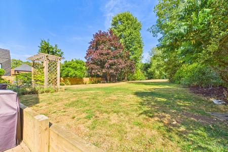 4 bedroom Detached house for sale in The Bridges, Barton-Upon-Humber, North Lincolnshire, DN18