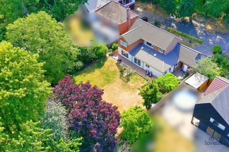 4 bedroom Detached house for sale in The Bridges, Barton-Upon-Humber, North Lincolnshire, DN18