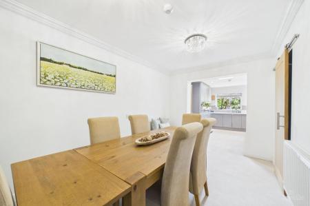 4 bedroom Detached house for sale in The Bridges, Barton-Upon-Humber, North Lincolnshire, DN18