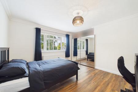 4 bedroom Detached house for sale in The Bridges, Barton-Upon-Humber, North Lincolnshire, DN18