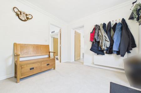 4 bedroom Detached house for sale in The Bridges, Barton-Upon-Humber, North Lincolnshire, DN18