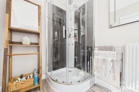 4 bedroom Detached house for sale in The Bridges, Barton-Upon-Humber, North Lincolnshire, DN18