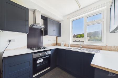 3 bedroom Semi-detached house for sale in Grange Avenue, Barton-Upon-Humber, North Lincolnshire, DN18