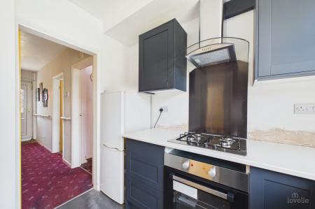 3 bedroom Semi-detached house for sale in Grange Avenue, Barton-Upon-Humber, North Lincolnshire, DN18