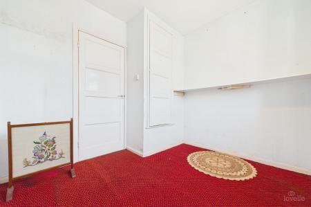 3 bedroom Semi-detached house for sale in Grange Avenue, Barton-Upon-Humber, North Lincolnshire, DN18