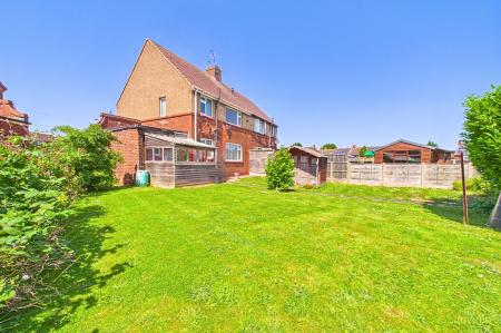 3 bedroom Semi-detached house for sale in Grange Avenue, Barton-Upon-Humber, North Lincolnshire, DN18