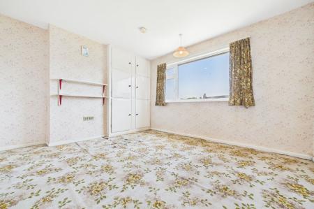 3 bedroom Semi-detached house for sale in Grange Avenue, Barton-Upon-Humber, North Lincolnshire, DN18