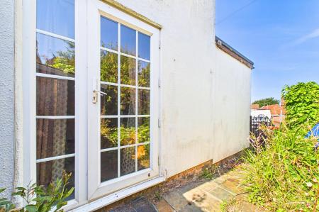 2 bedroom End of terrace house for sale in Kingston Terrace, South Ferriby, North Lincolnshire, DN18