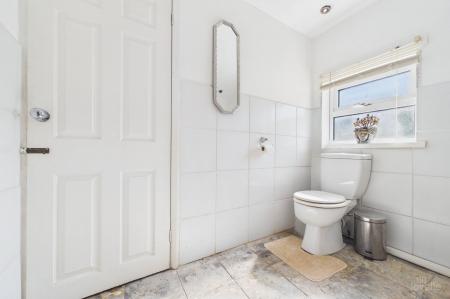 2 bedroom End of terrace house for sale in Kingston Terrace, South Ferriby, North Lincolnshire, DN18