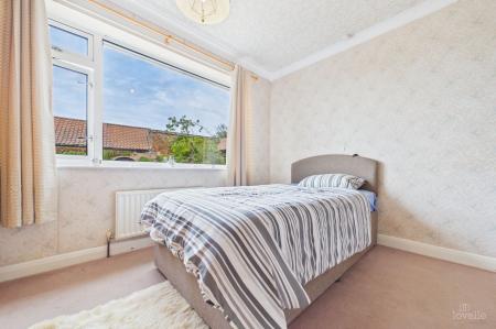 3 bedroom Detached bungalow for sale in Ferry Road, Goxhill, North Lincolnshire, DN19