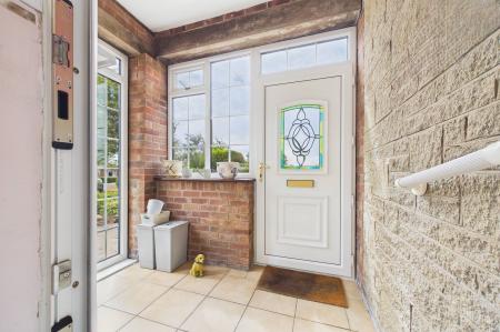 3 bedroom Detached bungalow for sale in Ferry Road, Goxhill, North Lincolnshire, DN19