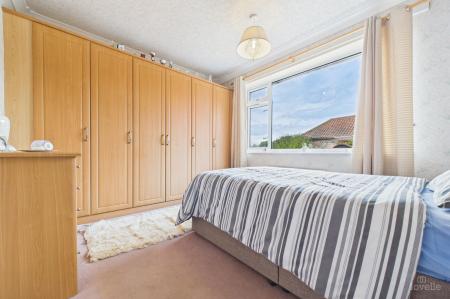 3 bedroom Detached bungalow for sale in Ferry Road, Goxhill, North Lincolnshire, DN19