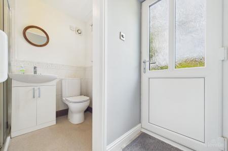3 bedroom Semi-detached house for sale in Orchard Close, Barton-Upon-Humber, North Lincolnshire, DN18