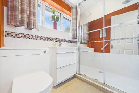 3 bedroom Semi-detached house for sale in Orchard Close, Barton-Upon-Humber, North Lincolnshire, DN18