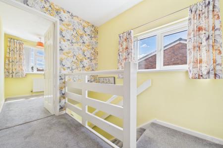 3 bedroom Semi-detached house for sale in Orchard Close, Barton-Upon-Humber, North Lincolnshire, DN18