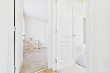2 bedroom Park home for sale in Barton Broads Park, Maltkiln Road, DN18