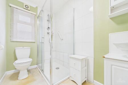 2 bedroom Park home for sale in Barton Broads Park, Maltkiln Road, DN18