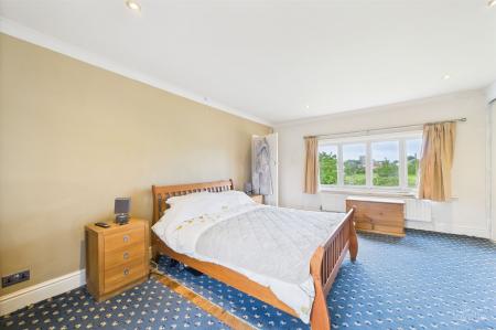 3 bedroom Detached house for sale in Greengate Lane, Goxhill, DN19