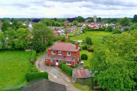 3 bedroom Detached house for sale in Greengate Lane, Goxhill, DN19