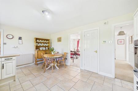 4 bedroom Detached house for sale in Swallow Lane, Wootton, DN39