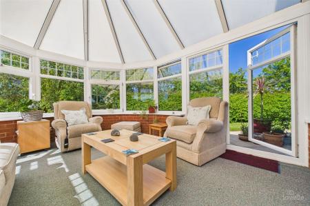 4 bedroom Detached house for sale in Swallow Lane, Wootton, DN39