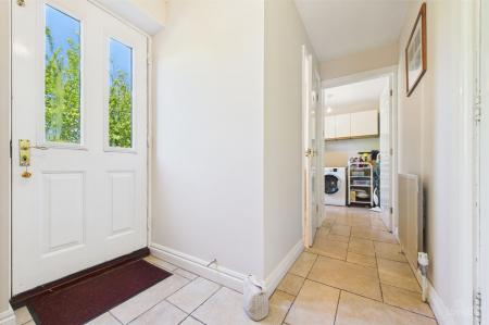 4 bedroom Detached house for sale in Swallow Lane, Wootton, DN39