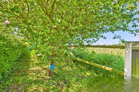 4 bedroom Detached house for sale in Swallow Lane, Wootton, DN39