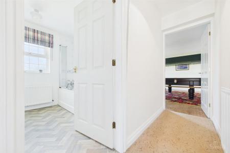 4 bedroom Detached house for sale in Swallow Lane, Wootton, DN39