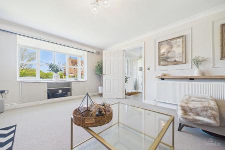 4 bedroom Detached house for sale in Worsley Paddock, Ulceby, DN39