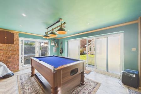 4 bedroom Detached house for sale in Worsley Paddock, Ulceby, DN39