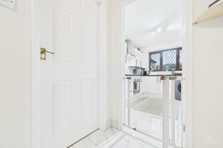 3 bedroom Semi-detached house for sale in Walker Drive, Winterton, DN15
