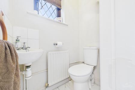 3 bedroom Semi-detached house for sale in Walker Drive, Winterton, DN15
