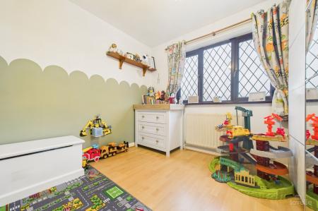 3 bedroom Semi-detached house for sale in Walker Drive, Winterton, DN15