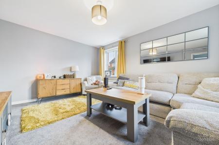 3 bedroom Semi-detached house for sale in Grange View, Winterton, DN15