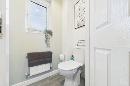 3 bedroom Semi-detached house for sale in Grange View, Winterton, DN15
