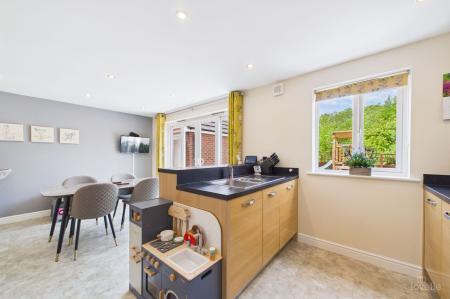 4 bedroom Detached house for sale in Graburn Way, Barton-Upon-Humber, DN18