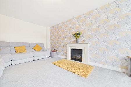 4 bedroom Detached house for sale in Graburn Way, Barton-Upon-Humber, DN18