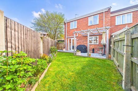 3 bedroom Semi-detached house for sale in Princess Drive, Barton-Upon-Humber, DN18