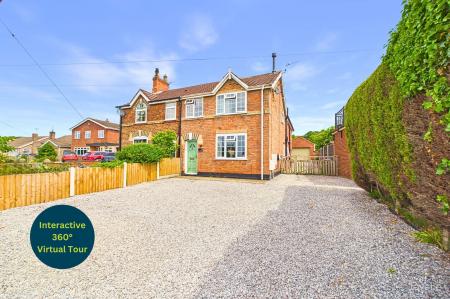 4 bedroom Semi-detached house for sale in Low Road, Worlaby, DN20
