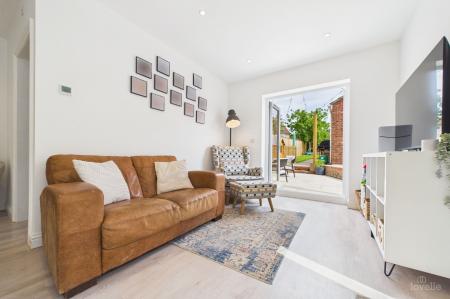 4 bedroom Semi-detached house for sale in Low Road, Worlaby, DN20