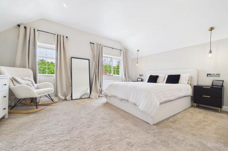 4 bedroom Semi-detached house for sale in Low Road, Worlaby, DN20