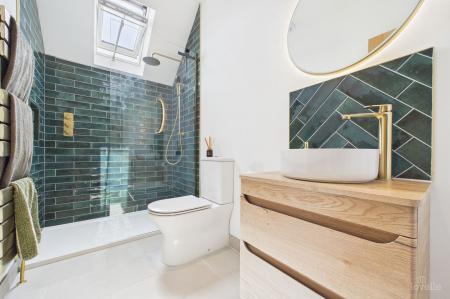 4 bedroom Semi-detached house for sale in Low Road, Worlaby, DN20