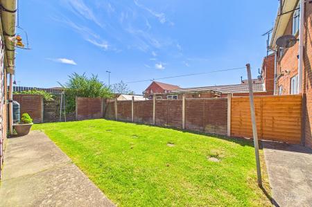 3 bedroom Semi-detached house for sale in Marsh Lane, Barton-Upon-Humber, DN18