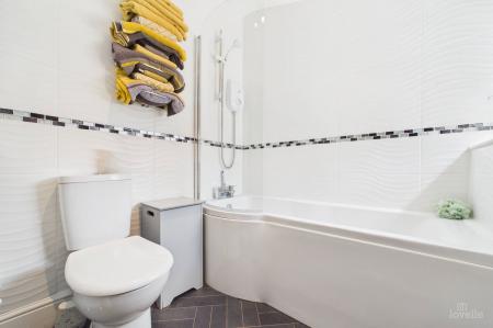 4 bedroom Detached house for sale in Townside, East Halton, DN40