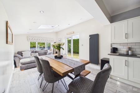 4 bedroom Detached house for sale in Townside, East Halton, DN40