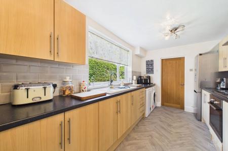 4 bedroom Detached house for sale in Townside, East Halton, DN40