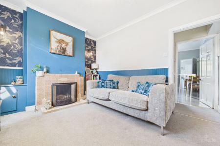 2 bedroom End of terrace house for sale in Pasture Road, Barton-Upon-Humber, North Lincolnshire, DN18